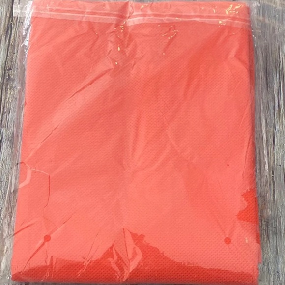 💞 New Orange Drawstring Laundry Duffel Bag - Picture 2 of 3